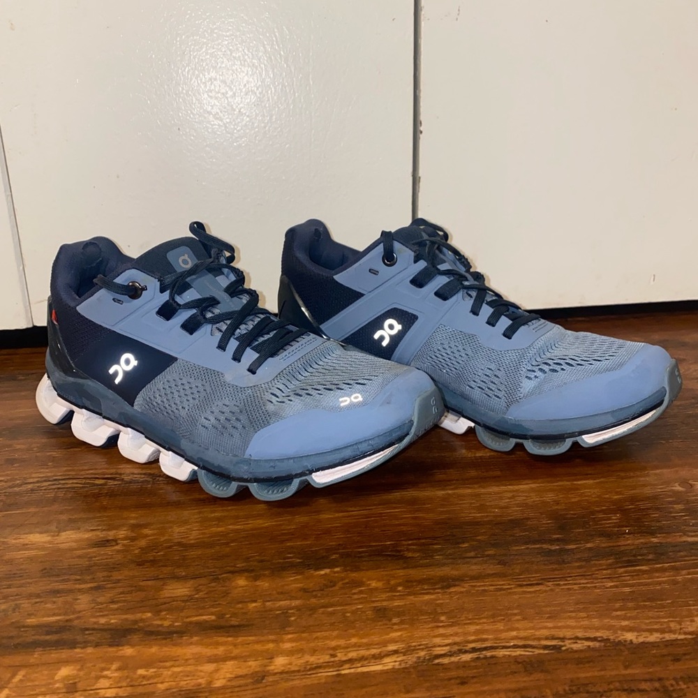 OnCloud Cloudace Navy Blue Tennis Shoes l- Size US 7.5